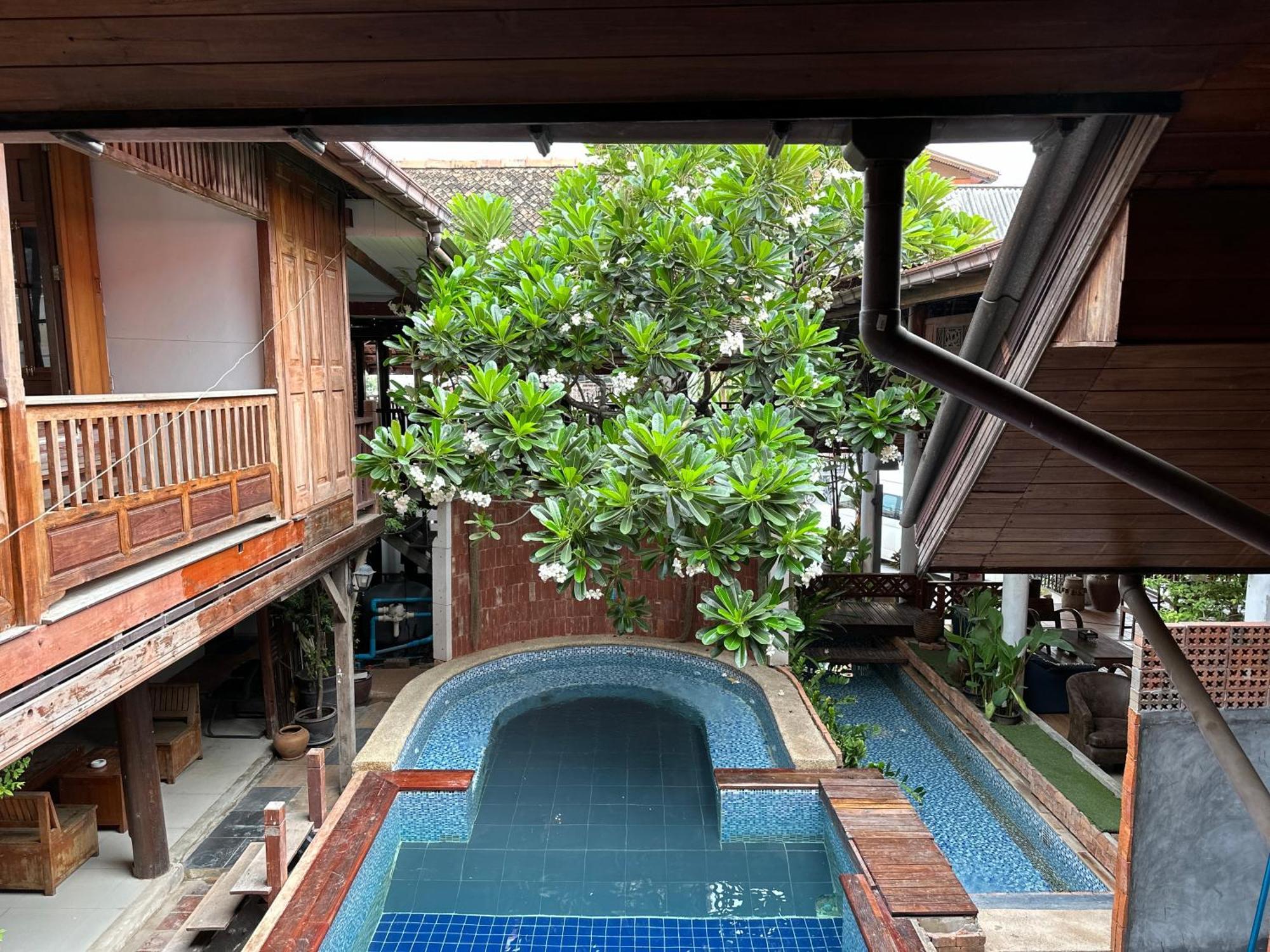 Tony'S Place Ayutthaya Dış mekan fotoğraf