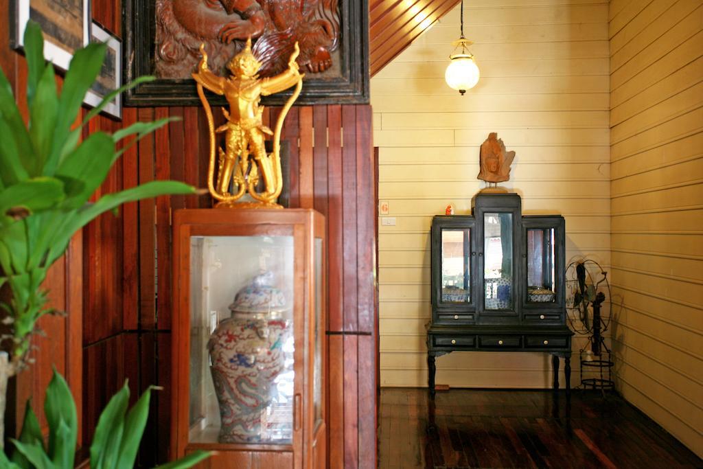 Tony'S Place Ayutthaya Dış mekan fotoğraf