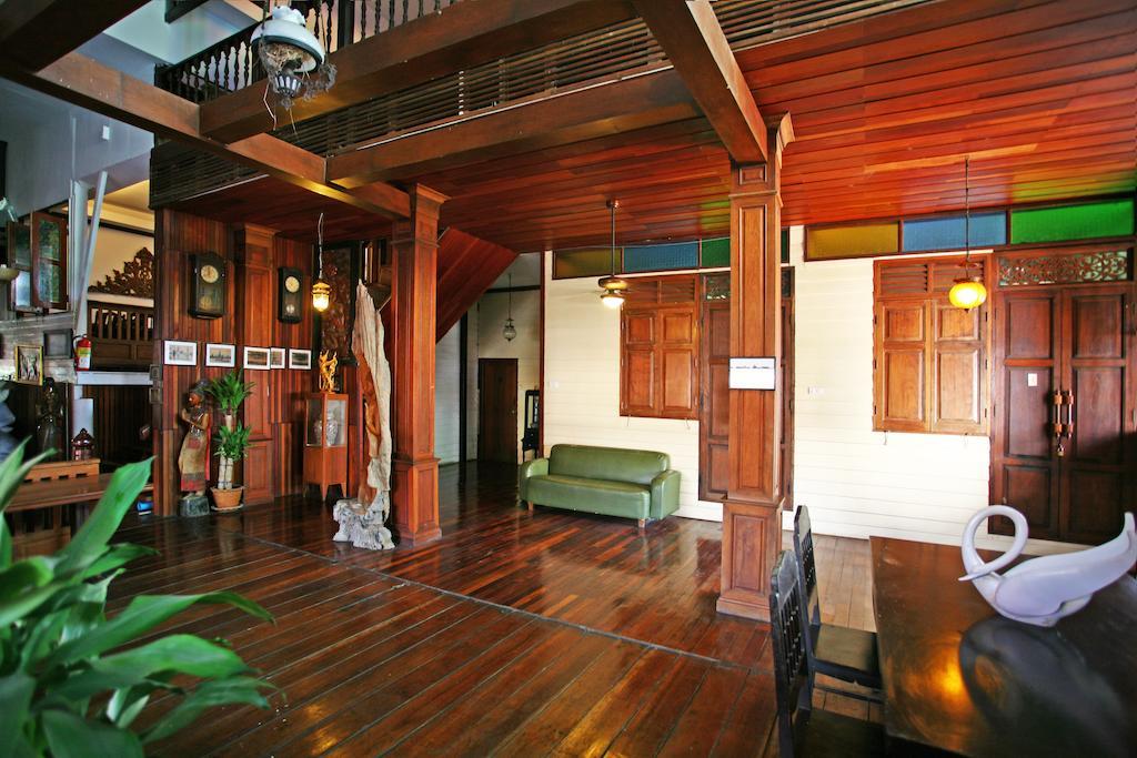 Tony'S Place Ayutthaya Dış mekan fotoğraf
